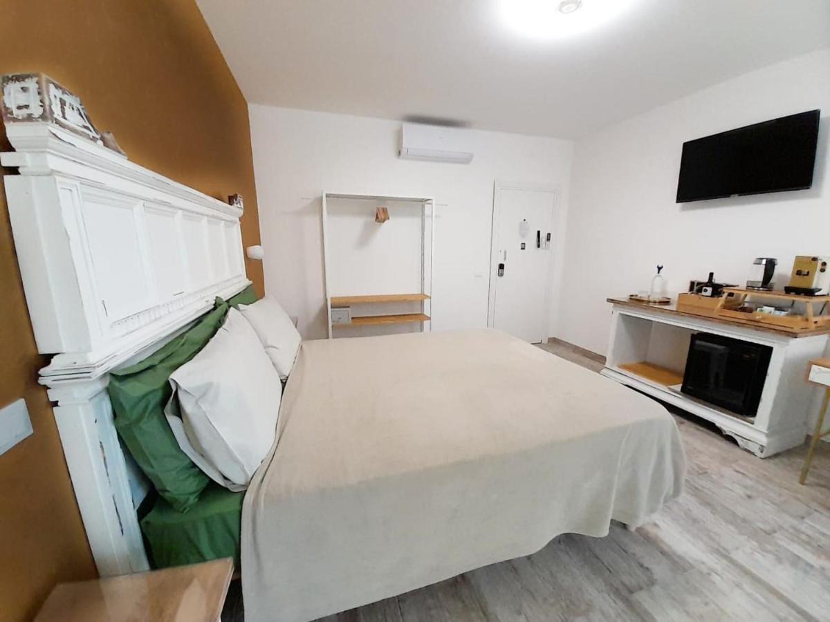 Biobenessere Eco-B&B -Adults Only- Moto&Bike Parking Arezzo Extérieur photo